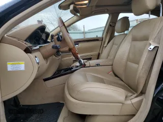 2012 Mercedes-Benz S 550 z VIN WDDNG9EB9CA450556, wystawiony jako Copart lot #53244175 z przebiegiem 120 283 mil mil oraz Szkoda całkowita • Salvage title. Historia ofert i sprzedaży dostępna na DreamBid. Obrazek 7.