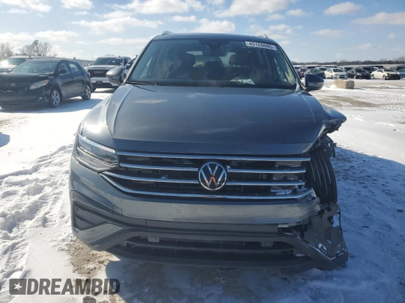 2024 Volkswagen Tiguan SE с VIN 3VVNB7AX1RM038921, выставлен на аукционе Copart как лот 45126695 с пробегом 7 907 миль миль и Списание • Salvage title. История ставок и продаж доступна на DreamBid. Изображение 5.