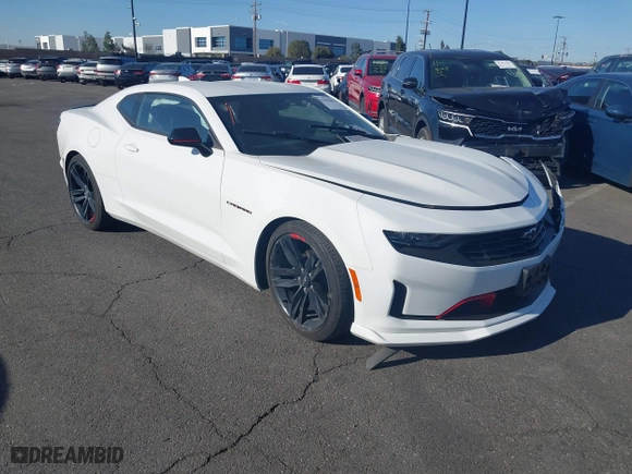 2022 Chevrolet Camaro 1LT with VIN 1G1FB1RX8N0108540, listed as a IAAI auction lot 41643805 with 35,257 mi miles. Bid and sale history available at carsss.com. Image 1.