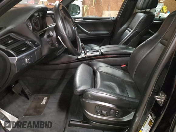 2013 BMW X5 M with VIN 5YMGY0C53DLL15708, listed as a Copart auction lot 86596204 with 178,159 mi miles and Clean Title. Bid and sale history available at carsss.com. Image 7.