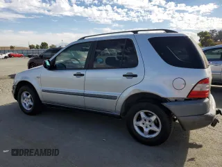 1999 Mercedes-Benz M-Class with VIN 4JGAB54E6XA078297, listed as a Copart auction lot 78088564 with 208,288 mi miles and Salvage Title. Bid and sale history available at carsss.com. Image 2.