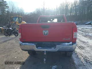 2024 Ram 2500 Tradesman z VIN 3C6UR5CJ0RG181612, wystawiony jako IAAI lot #41005946 z przebiegiem 12 715 mil mil oraz . Historia ofert i sprzedaży dostępna na DreamBid. Obrazek 16.