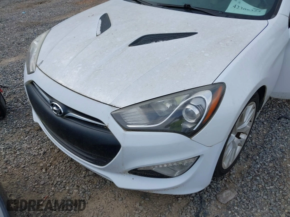 2014 Hyundai Genesis Coupe R-Spec z VIN KMHHT6KD5EU121308, wystawiony jako IAAI lot #42306324 z przebiegiem 82 393 mil mil oraz . Historia ofert i sprzedaży dostępna na DreamBid. Obrazek 6.