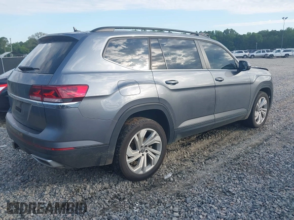 2022 Volkswagen Atlas SE with VIN 1V2JR2CA6NC518824, listed as a IAAI auction lot 42334150 with 88,184 mi miles and . Bid and sale history available at DreamBid. Image 4.