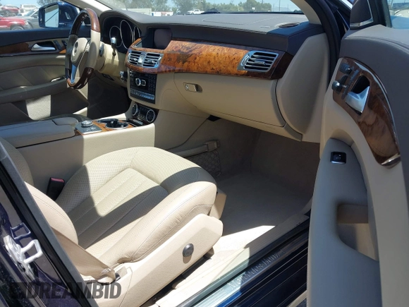 2012 Mercedes-Benz CLS 550 с VIN WDDLJ7DB2CA037456, выставлен на аукционе IAAI как лот 42528195 с пробегом 129 256 миль миль и . История ставок и продаж доступна на DreamBid. Изображение 5.