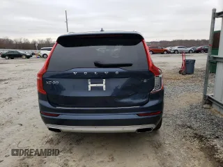 2020 Volvo XC90 Momentum with VIN YV4102PK6L1604039, listed as a Copart auction lot 69500212 with 24,914 mi miles. Bid and sale history available at carsss.com. Image 6.