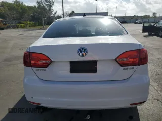 2011 Volkswagen Jetta SE with VIN 3VWDX7AJ0BM322566, listed as a Copart auction lot 51536505 with 143,266 mi miles and Salvage title. Bid and sale history available at DreamBid. Image 6.
