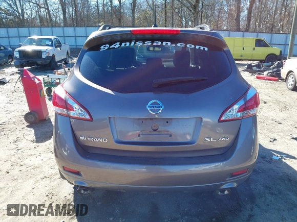 2012 Nissan Murano SL z VIN JN8AZ1MW5CW234106, wystawiony jako IAAI lot #41370913 z przebiegiem 98 860 mil mil oraz . Historia ofert i sprzedaży dostępna na DreamBid. Obrazek 16.