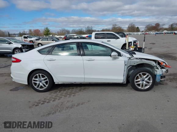 2016 Ford Fusion SE with VIN 1FA6P0H75G5127062, listed as a IAAI auction lot 42012696 with 169,489 mi miles and . Bid and sale history available at carsss.com. Image 14.