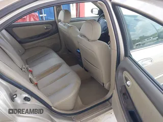 2001 Nissan Maxima GXE z VIN JN1CA31D61T622506, wystawiony jako IAAI lot #42344837 z przebiegiem 128 764 mil mil oraz . Historia ofert i sprzedaży dostępna na DreamBid. Obrazek 8.