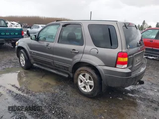 2006 Ford Escape Hybrid with VIN 1FMCU96H76KA30866, listed as a IAAI auction lot 41651128 with 177,908 mi miles and . Bid and sale history available at DreamBid. Image 3.