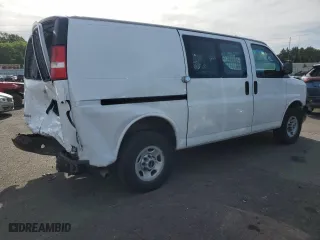 2009 GMC Savana Cargo Van with VIN 1GTGG25C791124332, listed as a Copart auction lot 72819464 with 123,243 mi miles and Salvage Title. Bid and sale history available at carsss.com. Image 3.
