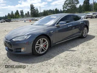 2014 Tesla Model S 60 z VIN 5YJSA1H1XEFP52709, wystawiony jako Copart lot #60925475 z przebiegiem 108 803 mil mil oraz Czysty tytuł • Clean title. Historia ofert i sprzedaży dostępna na DreamBid. Obrazek 1.