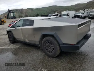 2024 Tesla Cybertruck Cyberbeast z VIN 7G2CEHEE1RA037505, wystawiony jako Copart lot #48383485 z przebiegiem Nie podano mil oraz Szkody całkowita. Historia ofert i sprzedaży dostępna na DreamBid. Obrazek 2.