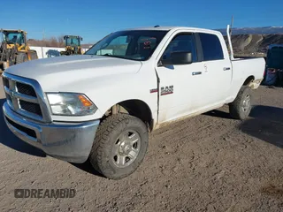 2018 Ram 2500 Big Horn with VIN 3C6TR5DTXJG402245, listed as a IAAI auction lot 41784996 with 195,935 mi miles. Bid and sale history available at carsss.com. Image 18.