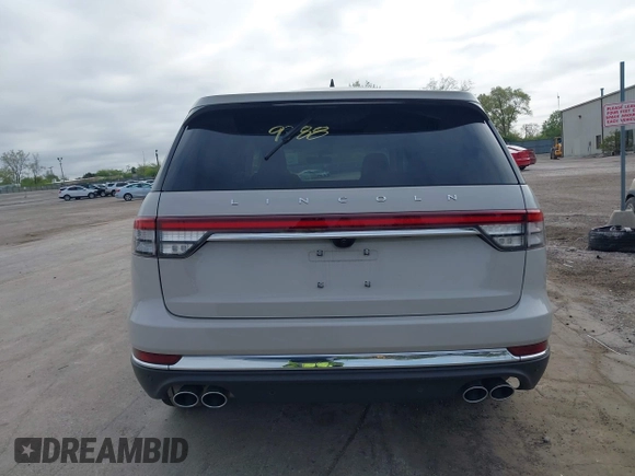 2023 Lincoln Aviator Reserve z VIN 5LM5J7WC0PGL29563, wystawiony jako IAAI lot #42219788 z przebiegiem 4 861 mil mil oraz . Historia ofert i sprzedaży dostępna na DreamBid. Obrazek 16.