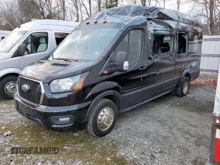 2023 Ford Transit with VIN 1FBVU4X8XPKB63870, listed as a Copart auction lot 82731504 with 7,576 mi miles and Salvage Title. Bid and sale history available at DreamBid. Image 1.