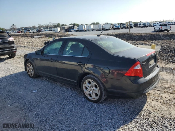 2011 Ford Fusion SE with VIN 3FAHP0HA8BR103445, listed as a Copart auction lot 54546535 with 186,092 mi miles and Clean Title. Bid and sale history available at carsss.com. Image 2.