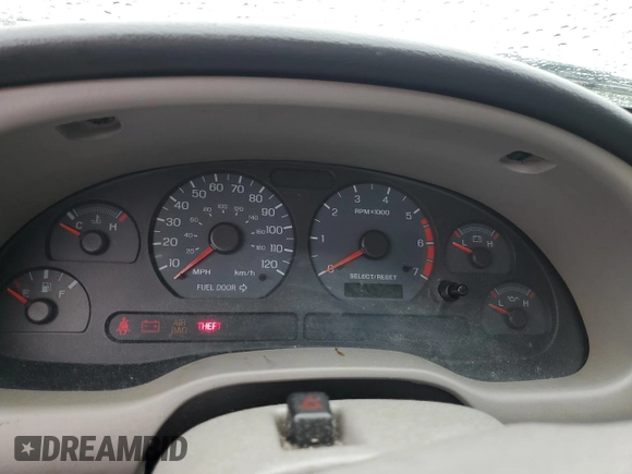 2003 Ford Mustang Standard z VIN 1FAFP40483F404784, wystawiony jako Copart lot #55979115 z przebiegiem Nie podano mil oraz Szkoda całkowita • Salvage title. Historia ofert i sprzedaży dostępna na DreamBid. Obrazek 9.
