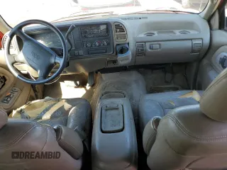 1996 GMC Yukon with VIN 1GKEK13RXTJ743218, listed as a Copart auction lot 70217184 with 256,504 mi miles and Clean Title. Bid and sale history available at carsss.com. Image 8.