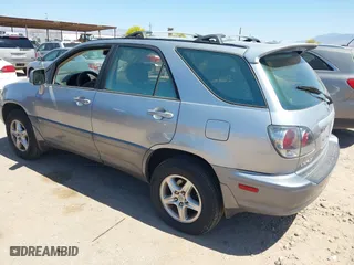 2001 Lexus RX 300 with VIN JTJGF10U610103458, listed as a IAAI auction lot 42013713 with 211,186 mi miles. Bid and sale history available at carsss.com. Image 3.