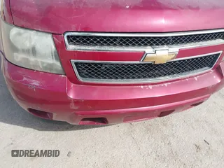 2007 Chevrolet Tahoe LT with VIN 1GNFC13J47R215812, listed as a IAAI auction lot 41794601 with 229,970 mi miles and . Bid and sale history available at DreamBid. Image 6.