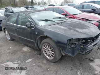 2002 Chrysler 300M M z VIN 2C3AE66G72H133614, wystawiony jako IAAI lot #41848714 z przebiegiem Nie podano mil oraz . Historia ofert i sprzedaży dostępna na DreamBid. Obrazek 1.