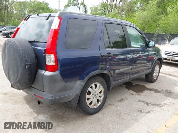 2005 Honda CR-V EX with VIN SHSRD78825U300526, listed as a IAAI auction lot 42146773 with 263,078 mi miles. Bid and sale history available at carsss.com. Image 4.