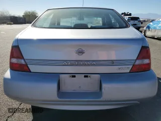 2001 Nissan Altima GXE with VIN 1N4DL01D01C116735, listed as a Copart auction lot 79776244 with 124,802 mi miles and Salvage Title. Bid and sale history available at carsss.com. Image 6.