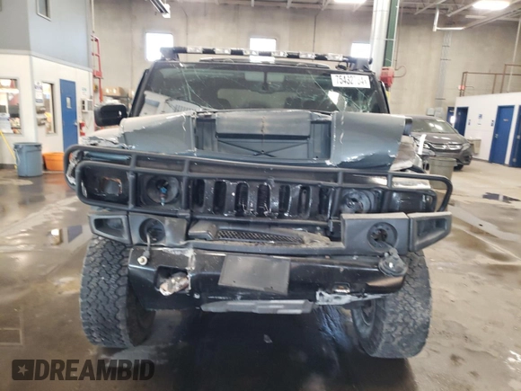 2006 Hummer H2 with VIN 5GRGN23U86H113357, listed as a Copart auction lot 75432754 with 170,799 mi miles and Salvage Title. Bid and sale history available at carsss.com. Image 5.