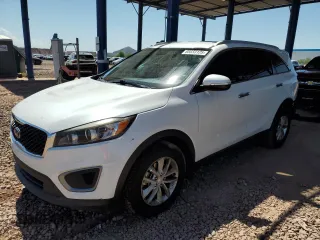 2016 Kia Sorento LX z VIN 5XYPG4A3XGG015443, wystawiony jako Copart lot #65653125 z przebiegiem 124 981 mil mil oraz Szkoda całkowita • Salvage title. Historia ofert i sprzedaży dostępna na DreamBid. Obrazek 1.