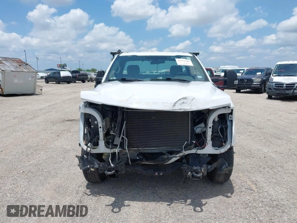 2019 Ford F-250 XL with VIN 1FDBF2A62KEF59427, listed as a IAAI auction lot 42523580 with 80,243 mi miles and . Bid and sale history available at DreamBid. Image 6.
