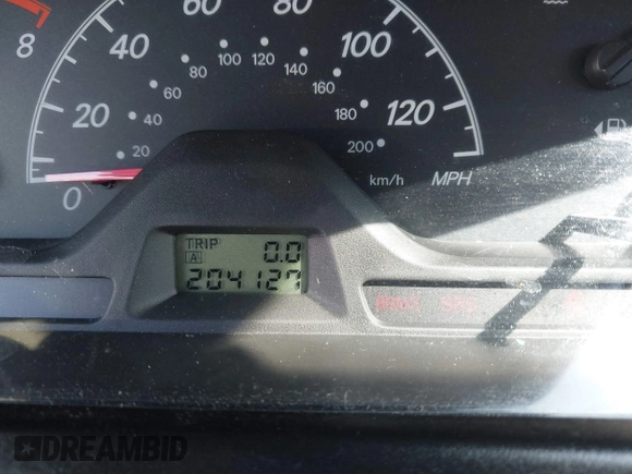 2004 Mitsubishi Lancer ES z VIN JA3AJ26E94U061361, wystawiony jako IAAI lot #42504174 z przebiegiem 204 127 mil mil oraz . Historia ofert i sprzedaży dostępna na DreamBid. Obrazek 7.