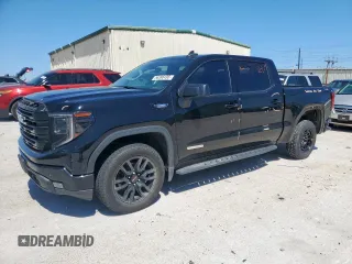 2023 GMC Sierra 1500 Elevation z VIN 3GTUUCE85PG141089, wystawiony jako Copart lot #56396495 z przebiegiem 81 703 mil mil oraz Szkoda całkowita • Salvage title. Historia ofert i sprzedaży dostępna na DreamBid. Obrazek 1.