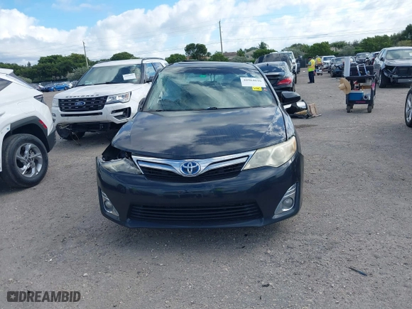 2013 Toyota Camry Hybrid LE with VIN 4T1BD1FK0DU072466, listed as a IAAI auction lot 40964616 with 1 mi miles. Bid and sale history available at carsss.com. Image 13.