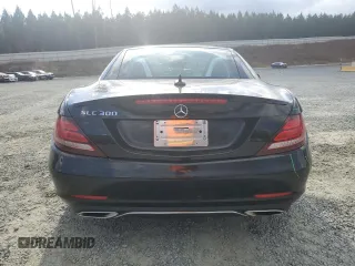 2018 Mercedes-Benz SLC 300 z VIN WDDPK3JA0JF151653, wystawiony jako Copart lot #85726674 z przebiegiem 25 147 mil mil oraz Szkoda całkowita • Salvage title. Historia ofert i sprzedaży dostępna na DreamBid. Obrazek 6.
