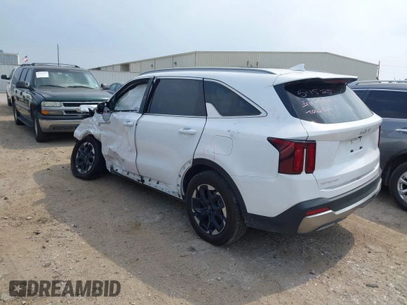 2024 Kia Sorento S z VIN 5XYRLDJC9RG292270, wystawiony jako IAAI lot #42316441 z przebiegiem 25 657 mil mil oraz . Historia ofert i sprzedaży dostępna na DreamBid. Obrazek 3.