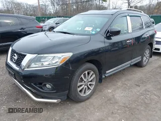 2014 Nissan Pathfinder SL with VIN 5N1AR2MMXEC703206, listed as a IAAI auction lot 41944721 with Not Provided miles. Bid and sale history available at carsss.com. Image 2.