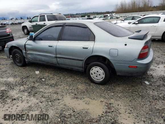 1995 Honda Accord LX with VIN JHMCD5632SC061723, listed as a Copart auction lot 79943104 with 251,242 mi miles and Salvage Title. Bid and sale history available at carsss.com. Image 2.