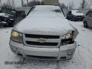 2007 Chevrolet TrailBlazer LT with VIN 1GNDT13S772177646, listed as a Copart auction lot 45743315 with 213,252 mi miles and Salvage Title. Bid and sale history available at DreamBid. Image 5.