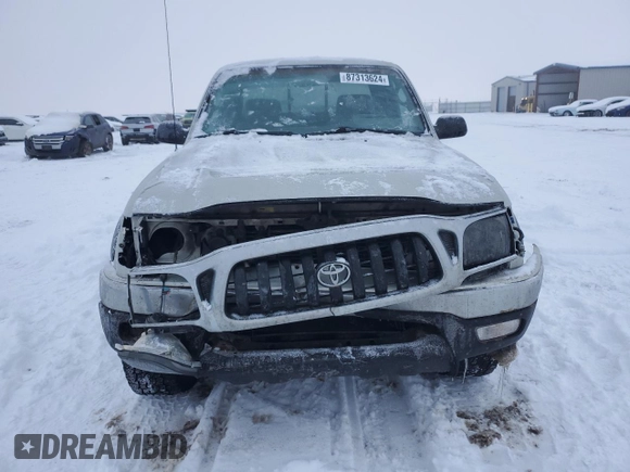 2002 Toyota Tacoma with VIN 5TEWM72N32Z145245, listed as a Copart auction lot 87313624 with 206,387 mi miles and Clean title. Bid and sale history available at DreamBid. Image 5.
