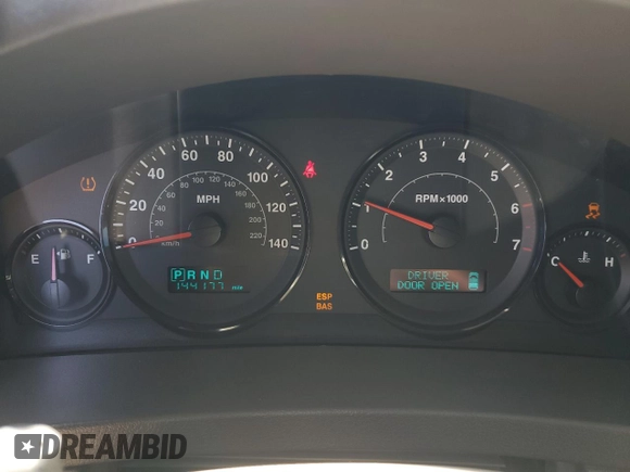 2006 Jeep Grand Cherokee Laredo with VIN 1J4GS48K16C143188, listed as a Copart auction lot 49917765 with 144,177 mi miles and Salvage Title. Bid and sale history available at carsss.com. Image 9.