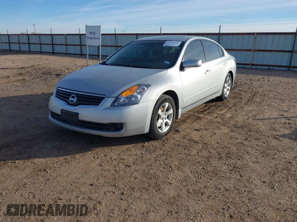 2008 Nissan Altima 2.5 with VIN 1N4AL21E58N537453, listed as a IAAI auction lot 40926249 with 69,150 mi miles. Bid and sale history available at carsss.com. Image 2.