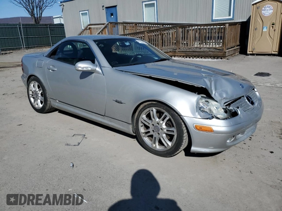 2004 Mercedes-Benz SLK-Class with VIN WDBKK65F74F300543, listed as a Copart auction lot 47282445 with 66,522 mi miles and Salvage Title. Bid and sale history available at carsss.com. Image 4.