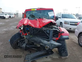 2021 Jeep Wrangler Unlimited Rubicon 392 z VIN 1C4JJXSJ0MW827483, wystawiony jako IAAI lot #42060337 z przebiegiem 34 625 mil mil oraz . Historia ofert i sprzedaży dostępna na DreamBid. Obrazek 12.