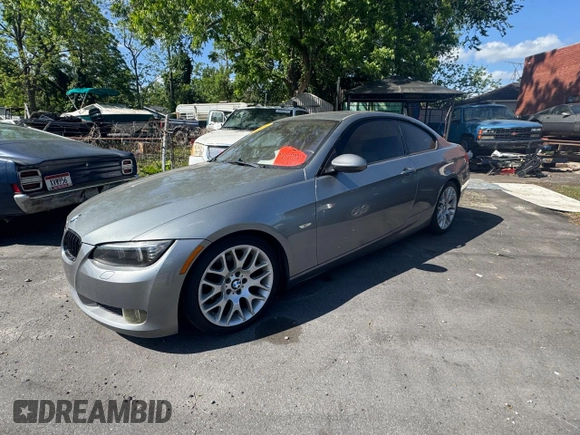 2009 BMW 3 Series 328i with VIN WBAWB33549P137411, listed as a Copart auction lot 53962075 with 237,228 mi miles and Clean Title. Bid and sale history available at carsss.com. Image 2.