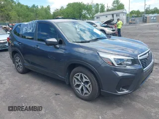 2021 Subaru Forester Premium z VIN JF2SKAFC2MH584758, wystawiony jako IAAI lot #42300551 z przebiegiem 33 632 mil mil oraz . Historia ofert i sprzedaży dostępna na DreamBid. Obrazek 1.