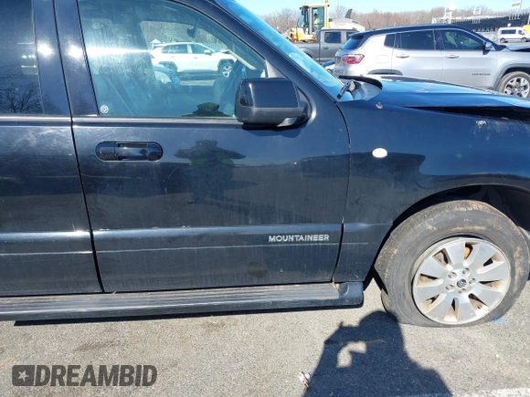 2007 Mercury Mountaineer z VIN 4M2EU47EX7UJ19383, wystawiony jako IAAI lot #41859977 z przebiegiem 186 297 mil mil oraz . Historia ofert i sprzedaży dostępna na DreamBid. Obrazek 15.