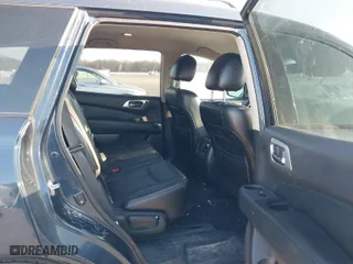 2013 Nissan Pathfinder SL with VIN 5N1AR2MM5DC642152, listed as a IAAI auction lot 41780601 with 153,975 mi miles. Bid and sale history available at carsss.com. Image 8.