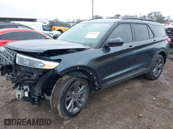 2024 Ford Explorer XLT with VIN 1FMSK7DH1RGA53821, listed as a IAAI auction lot 41542524 with 26,302 mi miles. Bid and sale history available at carsss.com. Image 18.